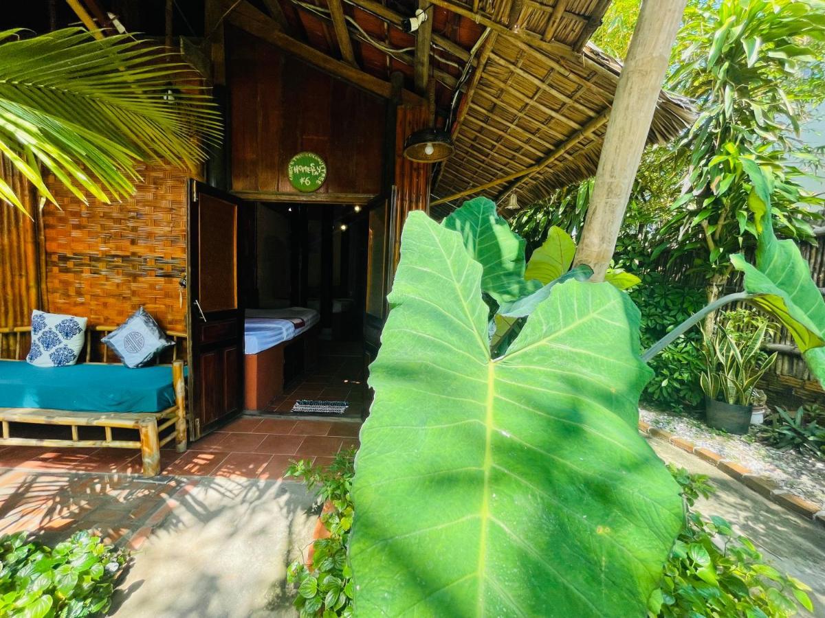 Under The Coconut Tree Hoi An Homestay Bagian luar foto